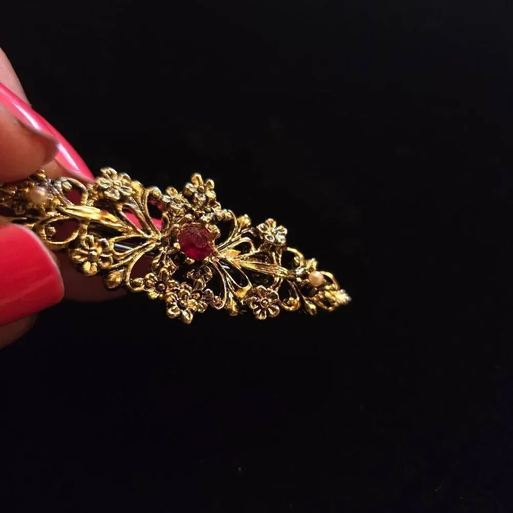Gerry's Gold Fillagree Bar Pin with Red center stone and 2 pearls Brooch